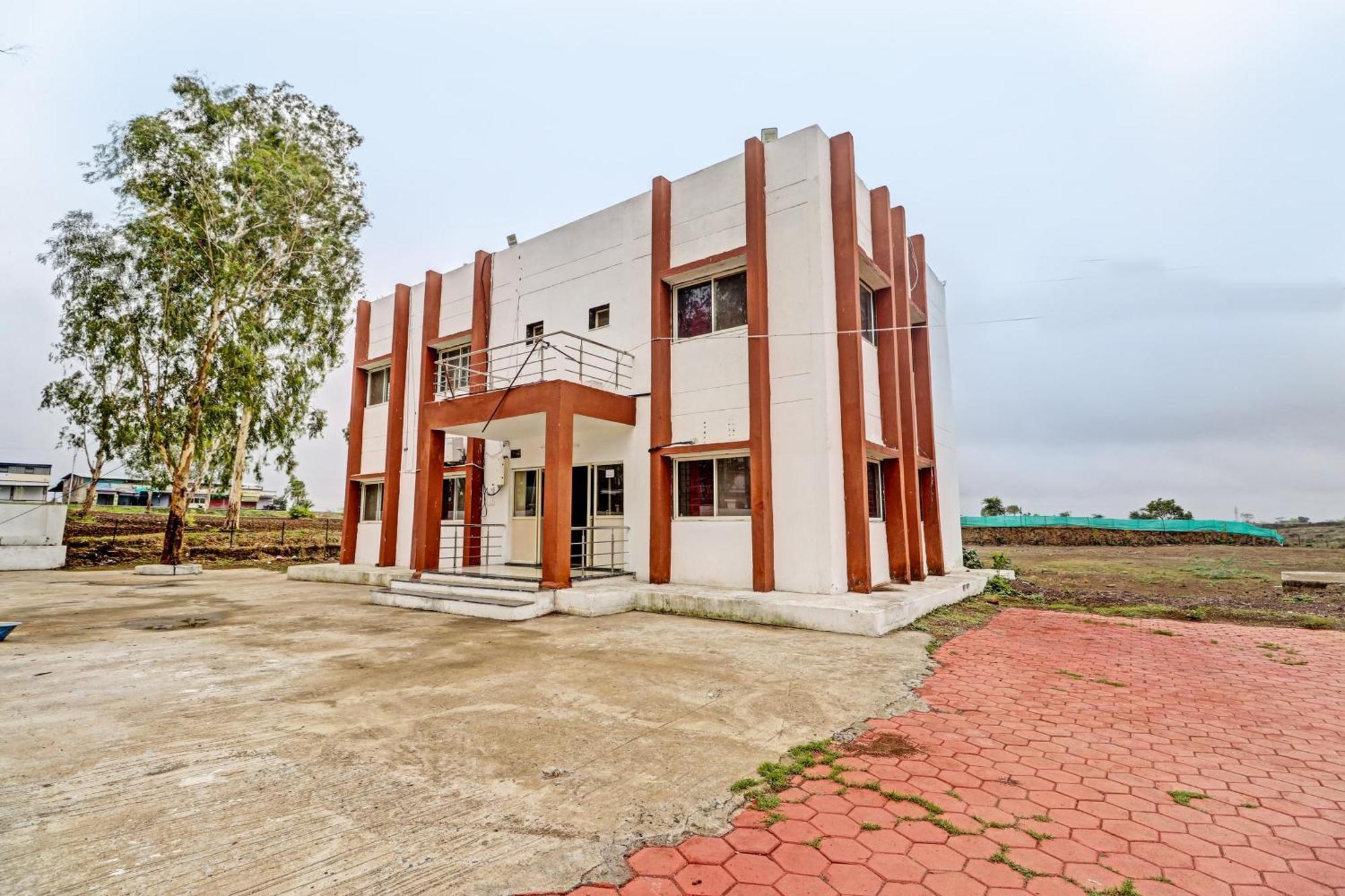 Super Hotel O Midway Treat Dhar Bagian luar foto